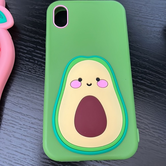 iPhone XR case bundle - Picture 3 of 4